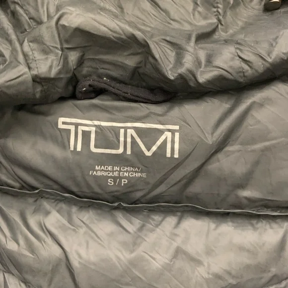 Tumi packable Down jacket - Picture 3 of 5